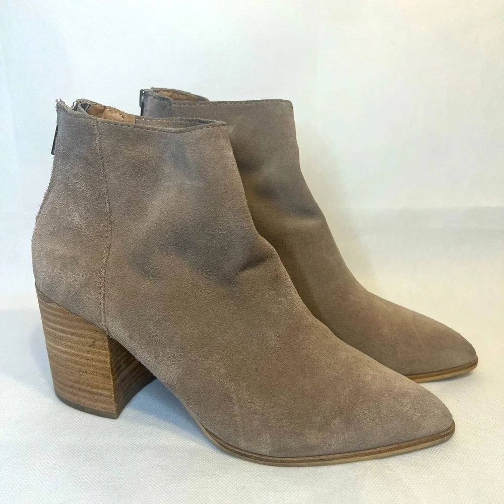 STEVE MADDEN JILLIAN TAUPE SUEDE BOOTIES